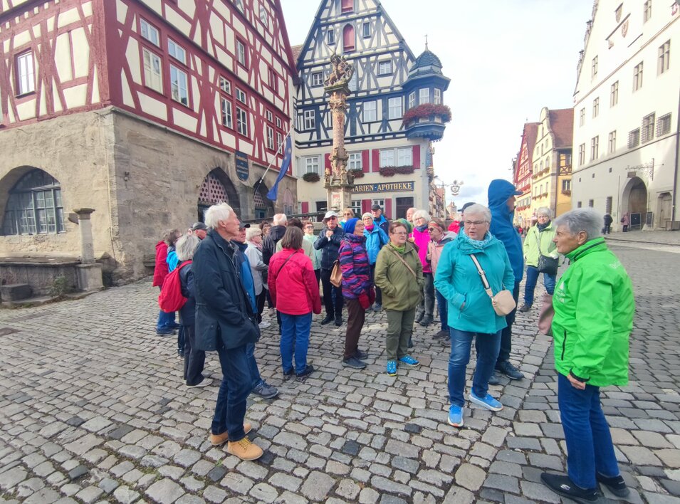 Rothenburg ob der Tauber Ein Abstecher auf der Rückfahrt nach Rothenburg ob der Tauber mit Stadtführung durch Ludwig Schönbein